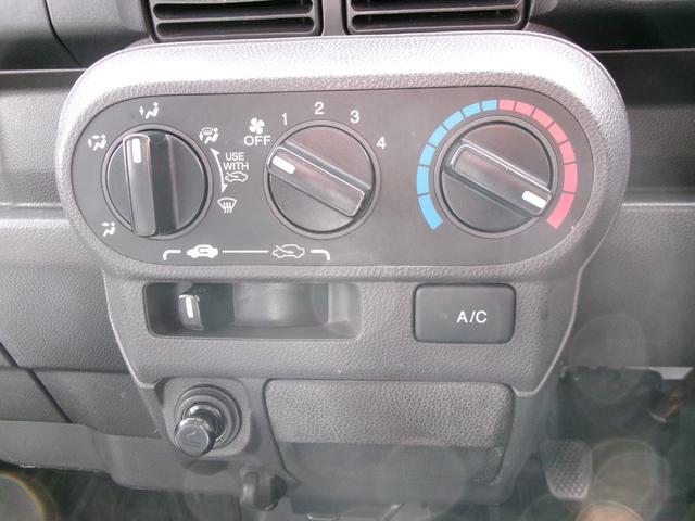 0740030A30260122W00118.jpg