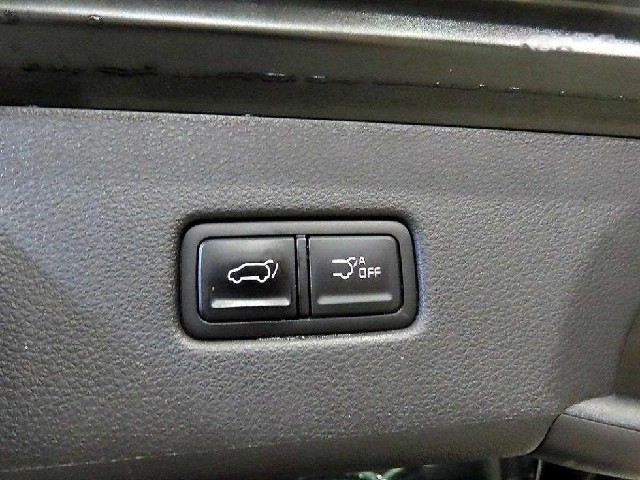 911e703faee0d8de54f06408b35ec4e7.jpeg