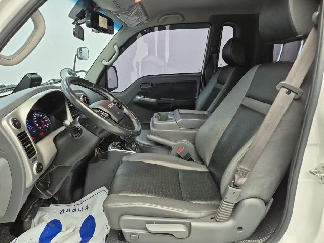 6101500883R10.jpg