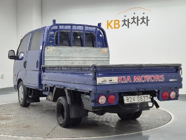 6101000117R2.jpg