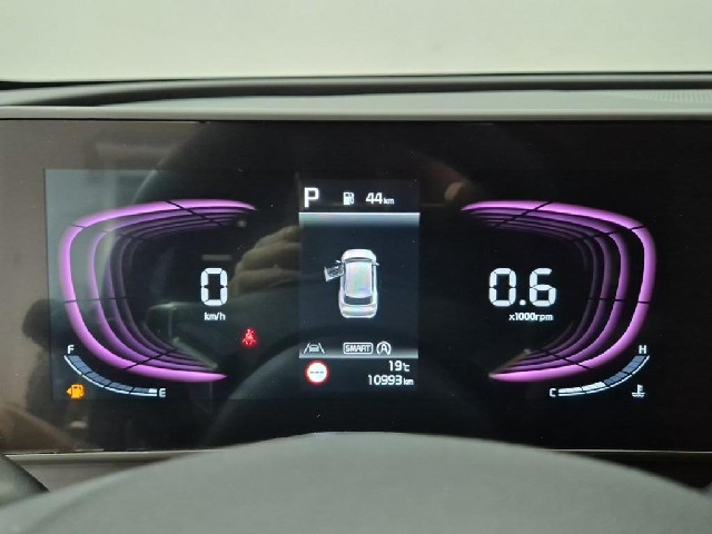 6101001049R6.jpg