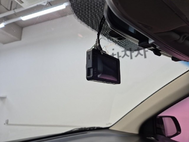 6101500765R14.jpg