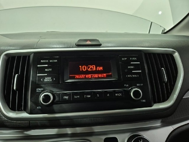 6101000480R12.jpg