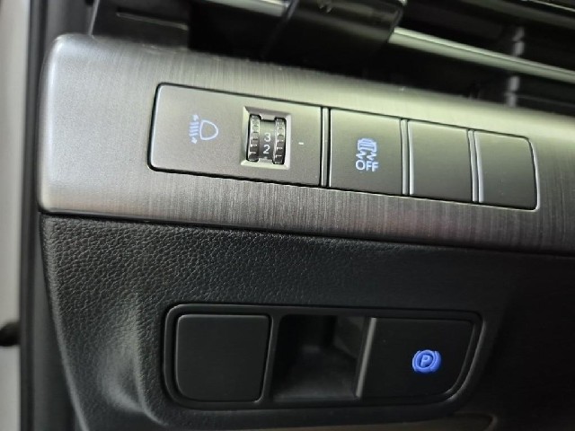 6101500766R17.jpg