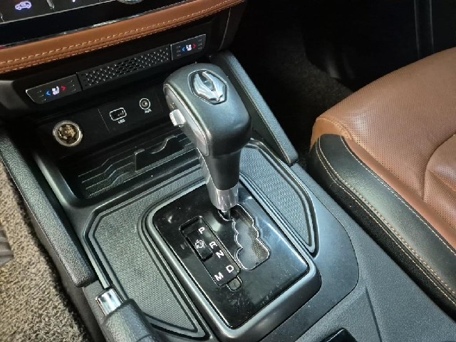 6101501050R8.jpg