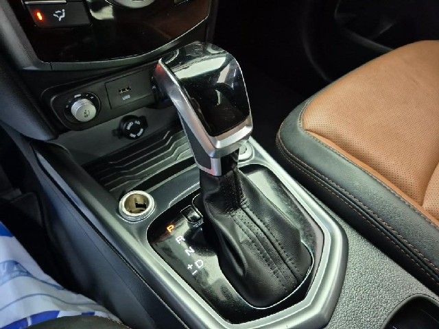 6101500920R8.jpg