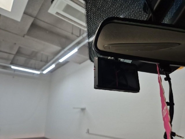 6101500460R16.jpg
