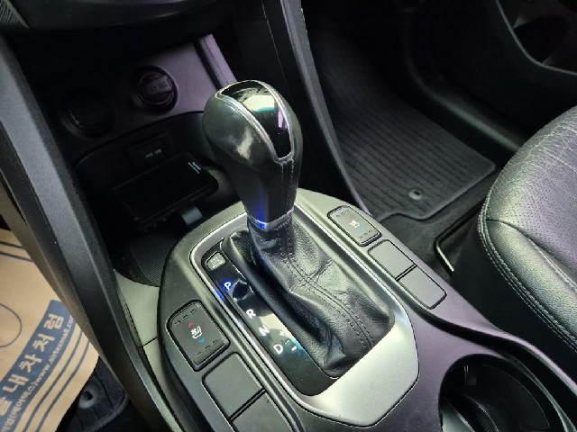 6101500649R8.jpg
