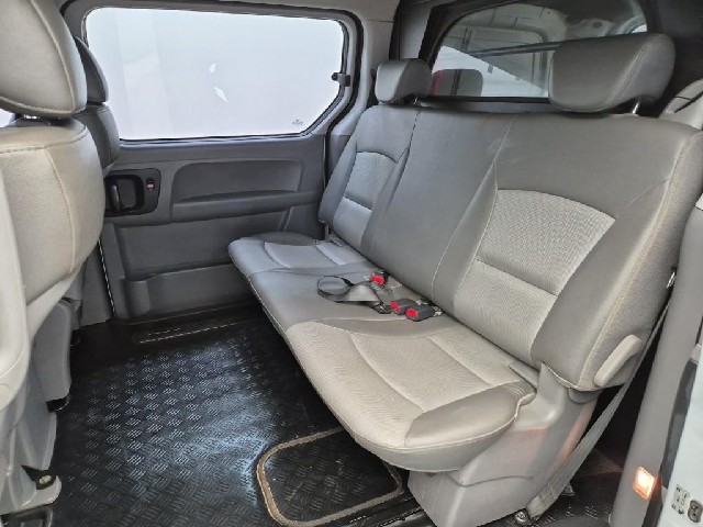 6101500775R12.jpg