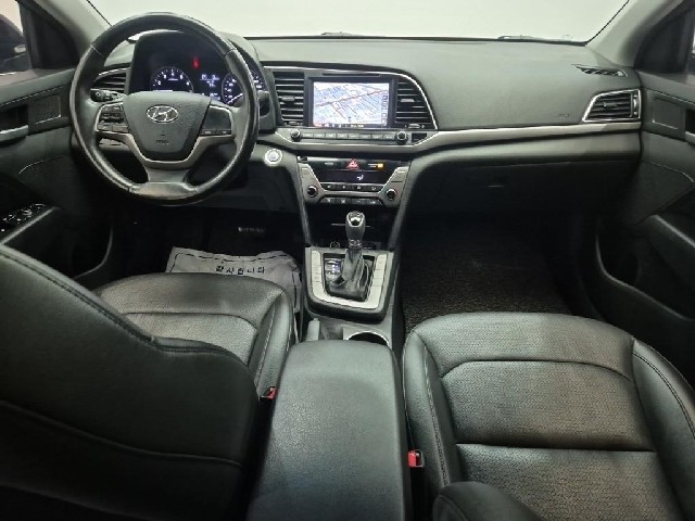 6101000811R7.jpg
