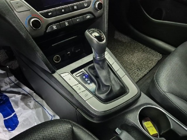 6101000811R8.jpg