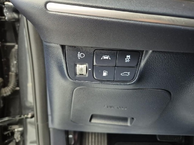 6101500263R17.jpg