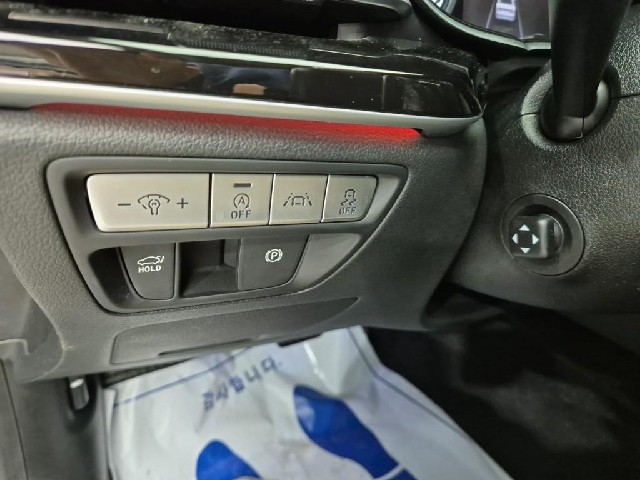 6101001163R18.jpg