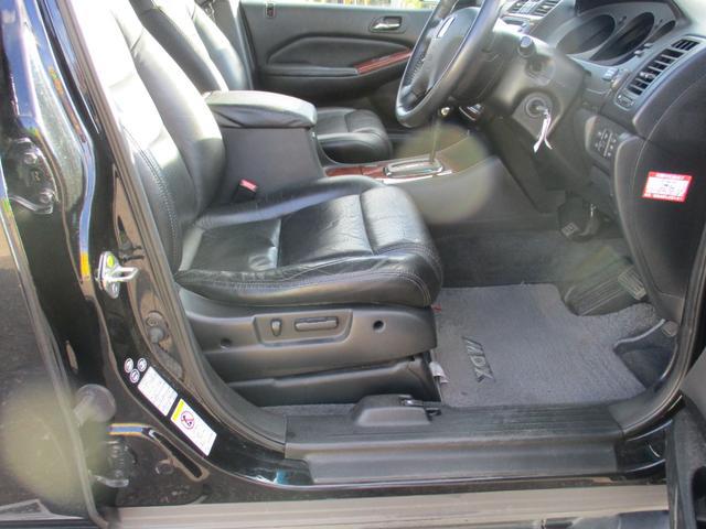 0902465A30250925W00104.jpg