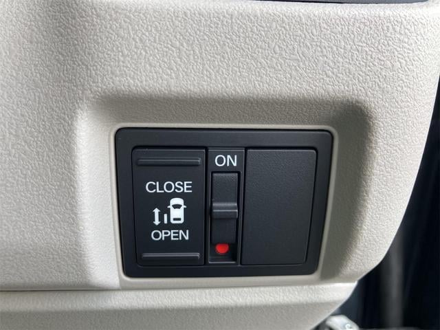 0202095A30250826W00210.jpg