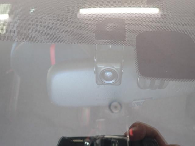 0509002A30250908W00111.jpg