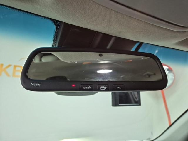5111000692R15.jpg