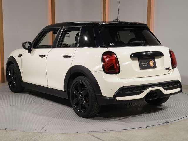 e2f7bf8ef0f9a3802fca716620133be9.jpg