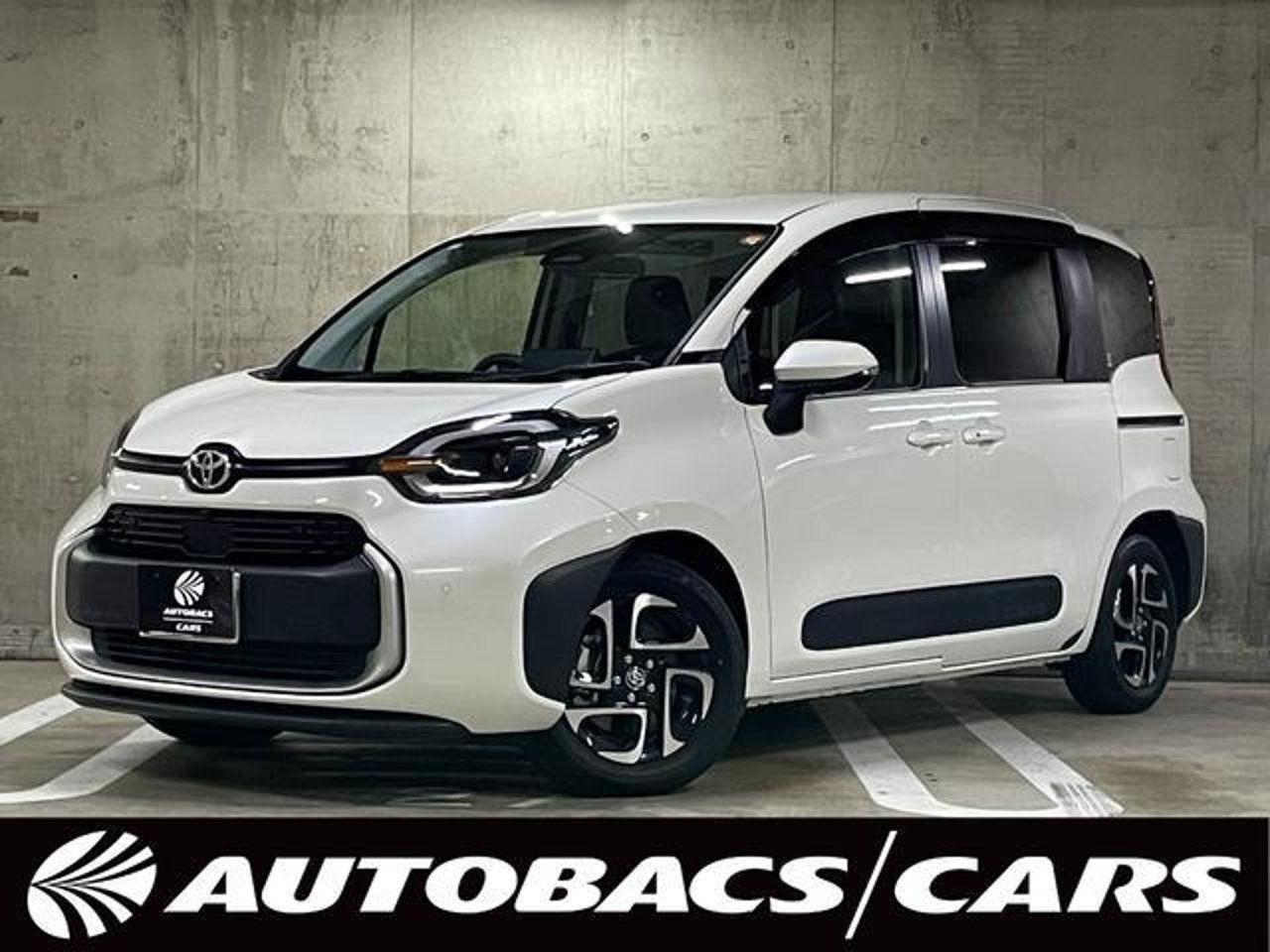 2024 Toyota Sienta, photo 1 of 1