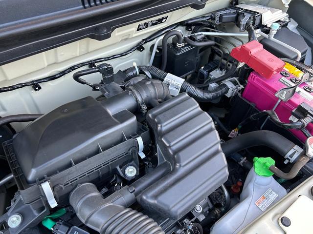 0700361A30250831W00118.jpg
