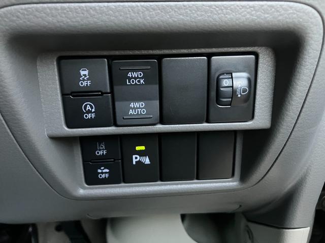 0503325A30250717W00111.jpg