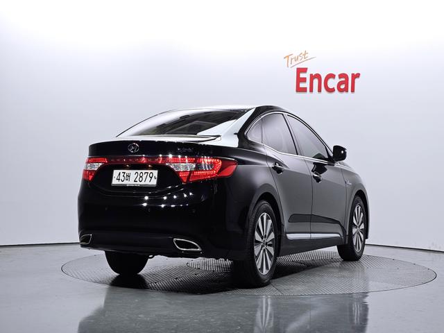 ebc0f032f1efb9a52a79849c23536665.jpeg