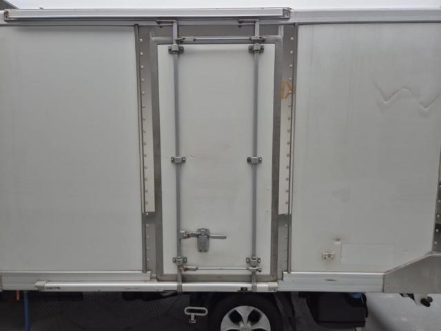 5081500964R15.jpg