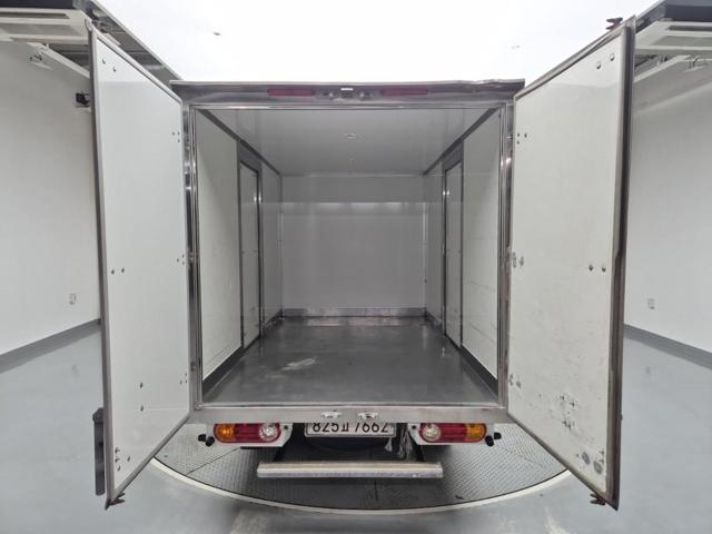 5081500964R17.jpg