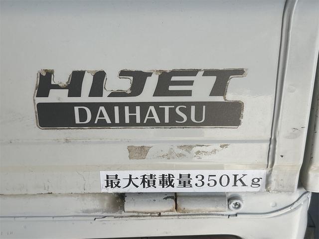 1101509A30260225W00117.jpg