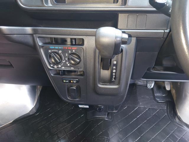19898450_carP_l_5.jpg