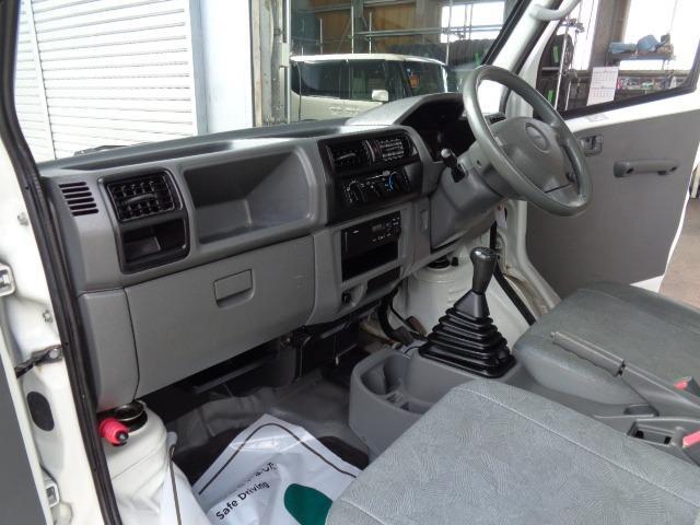 0910078A30260222W00118.jpg