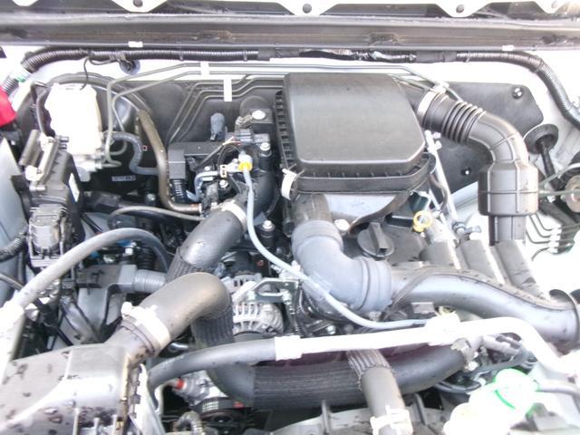 0402315A30260215W00103.jpg