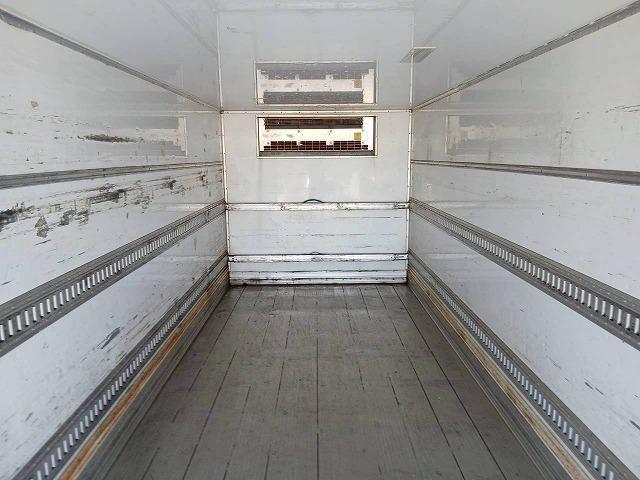 e515cc9c9c2d4fc6aca1ca448552d774.jpg