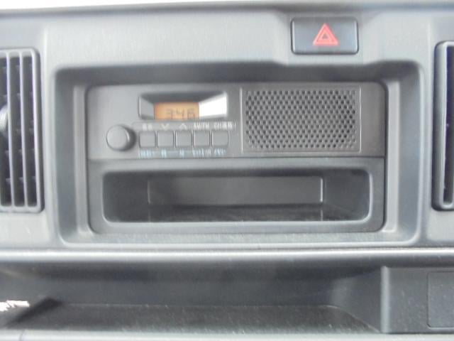 0704195A30250315W00104.jpg
