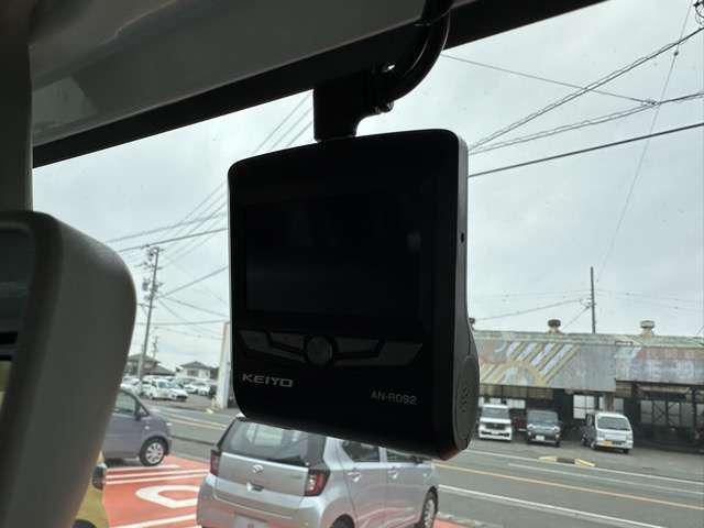 e3cc0276ec00c280e3ddfcb1a2d9241a.jpg