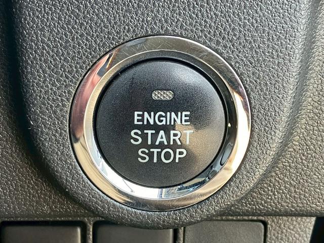 0904321A30260321W00114.jpg