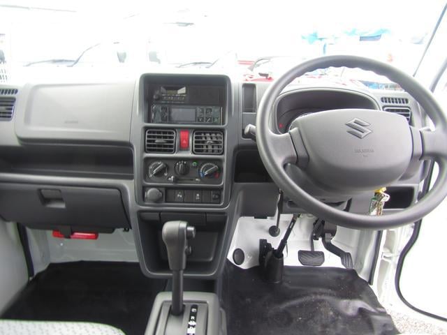 0510272A30240928W00315.jpg