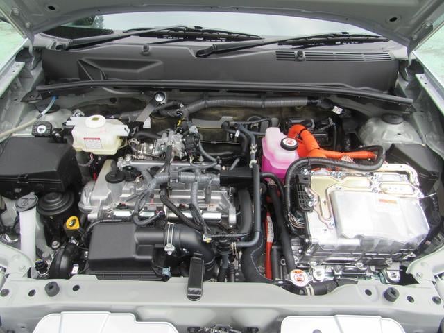 0561213A30251003W00115.jpg