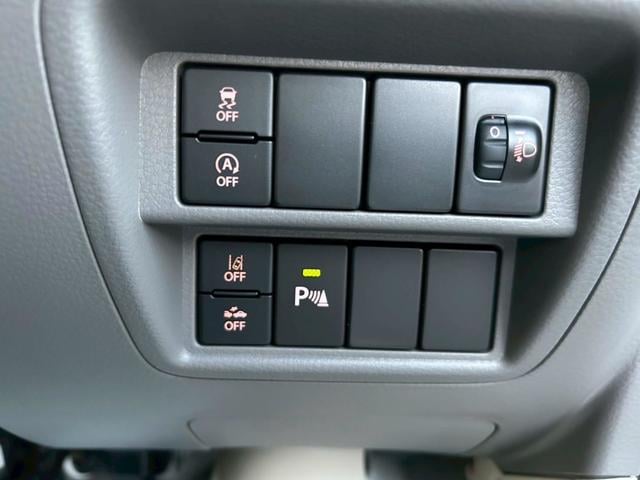 0500501A30250913W00216.jpg