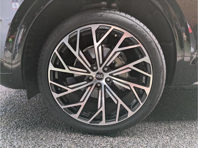 0709195A30251018W00119.jpg