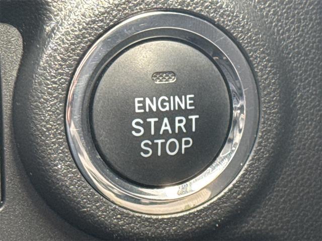 0201348A30250825W00111.jpg