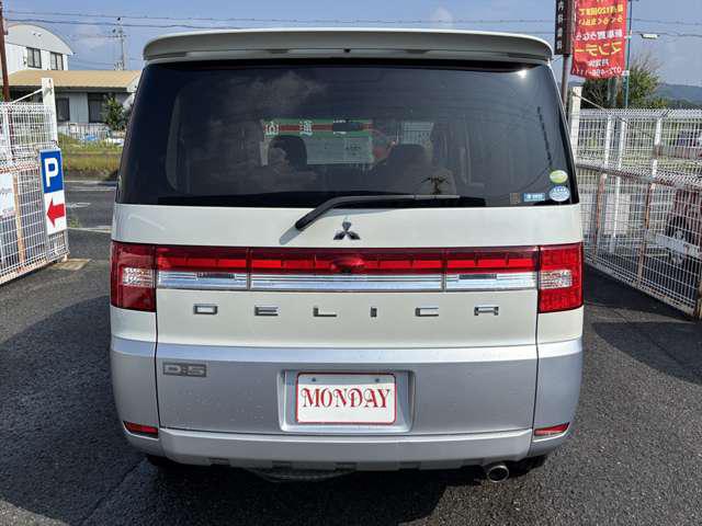 bc161bd3d7d3ee60e23c55869855e9e2.jpg