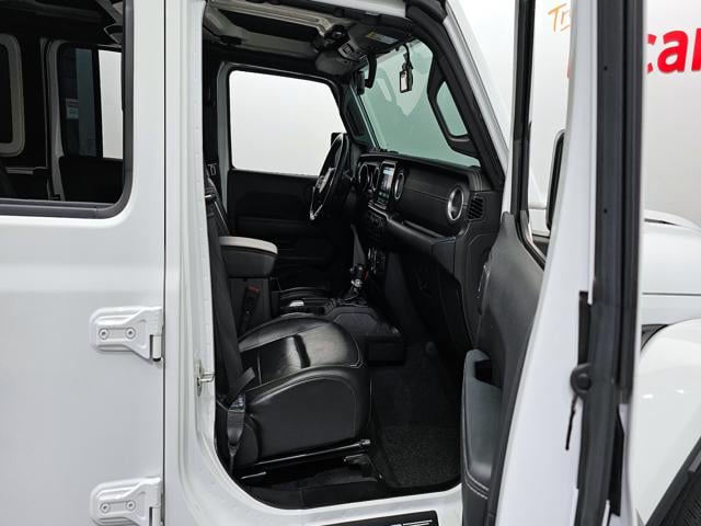 39d1820f220bf84daf7dbe661585dd52.jpeg