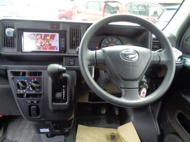 1101453A30250719W00302.jpg