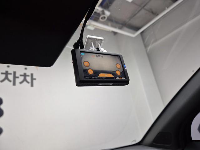 5111002985R16.jpg