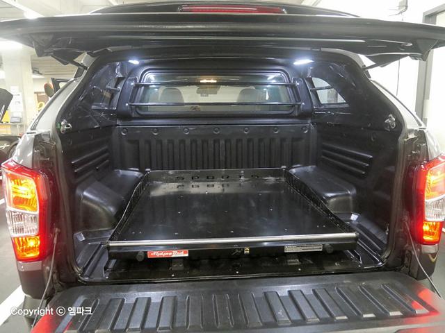 3081501985R18.jpg