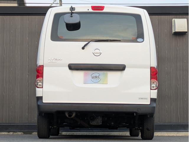 0704272A30250701W00306.jpg