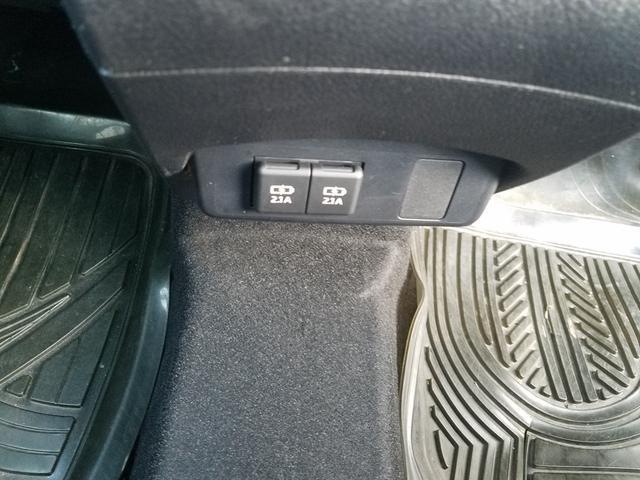 21126355_carP_l_16.jpg