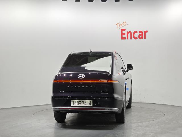 efb1886373e38ae475bf824ba902a1c9.jpeg