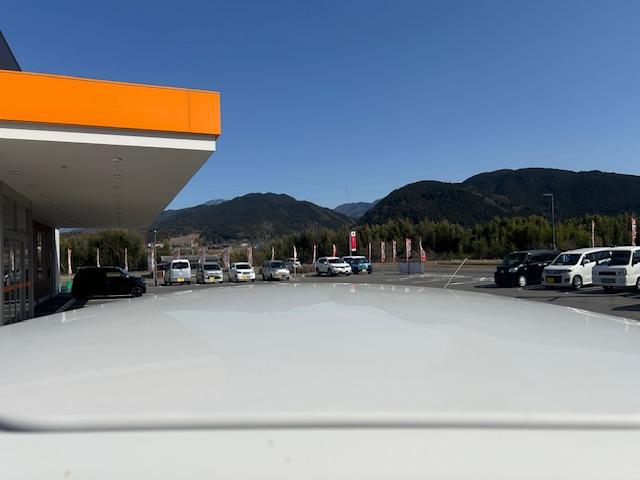 0208323A30251210W00119.jpg